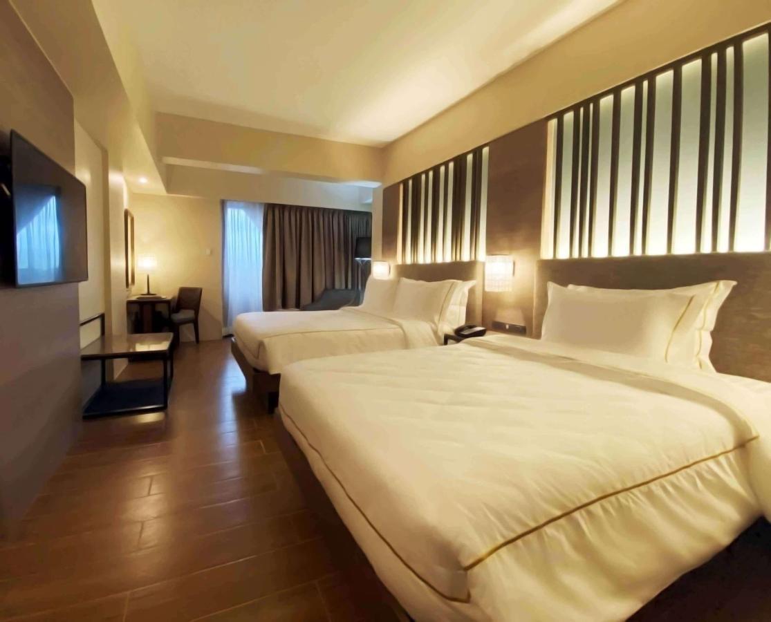 The Aurora Subic Hotel Managed By Hii Olongapo Dış mekan fotoğraf
